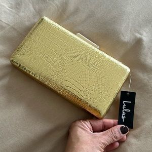 Lulus gold dress clutch with chain